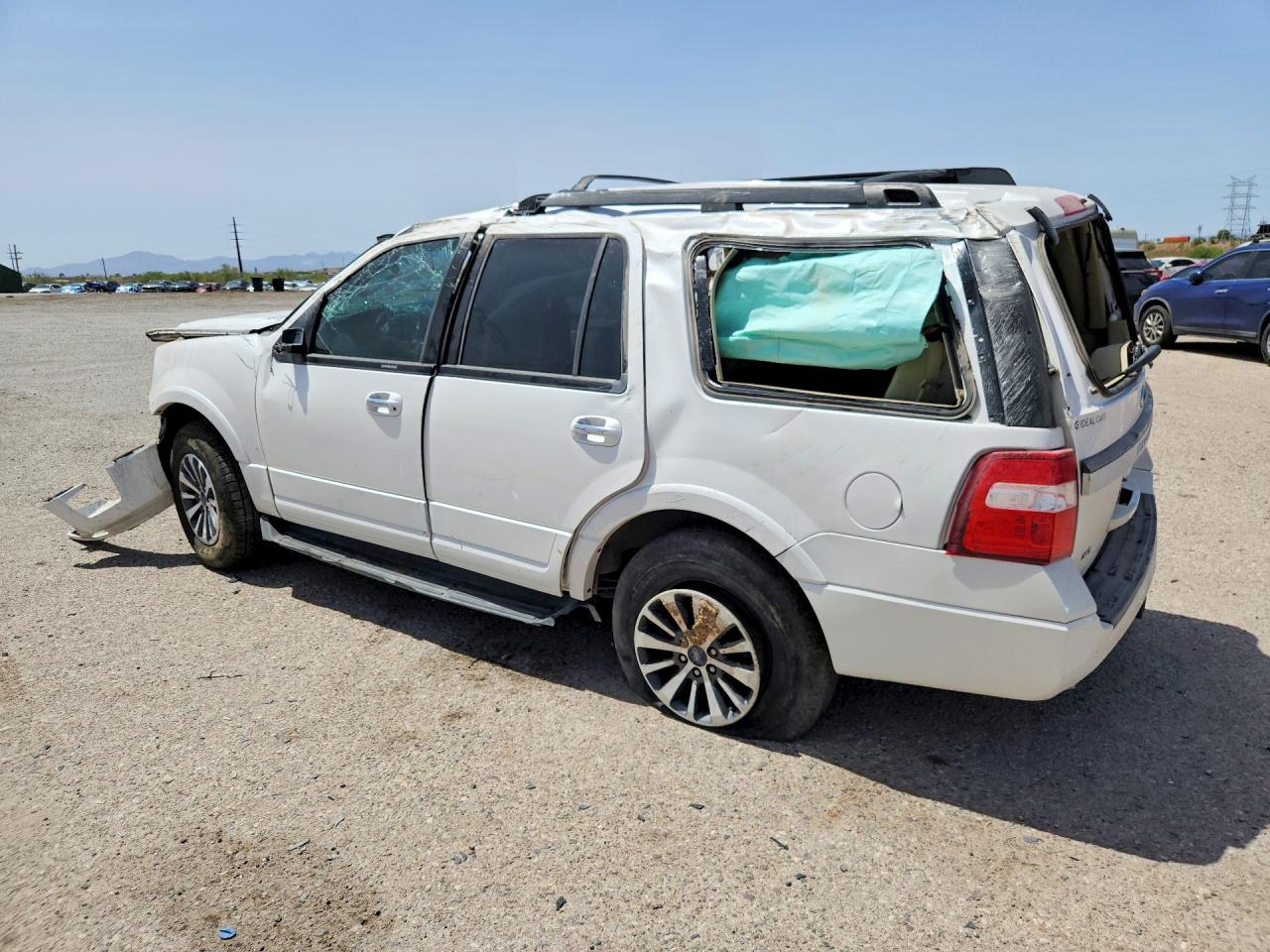 2017 FORD EXPEDITION XLT — снимка 2