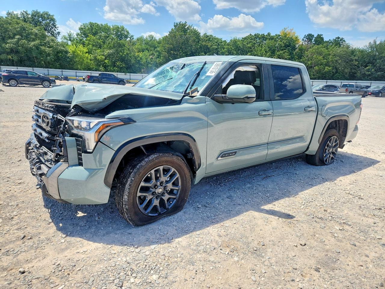 2026 TOYOTA TUNDRA PLATINUM