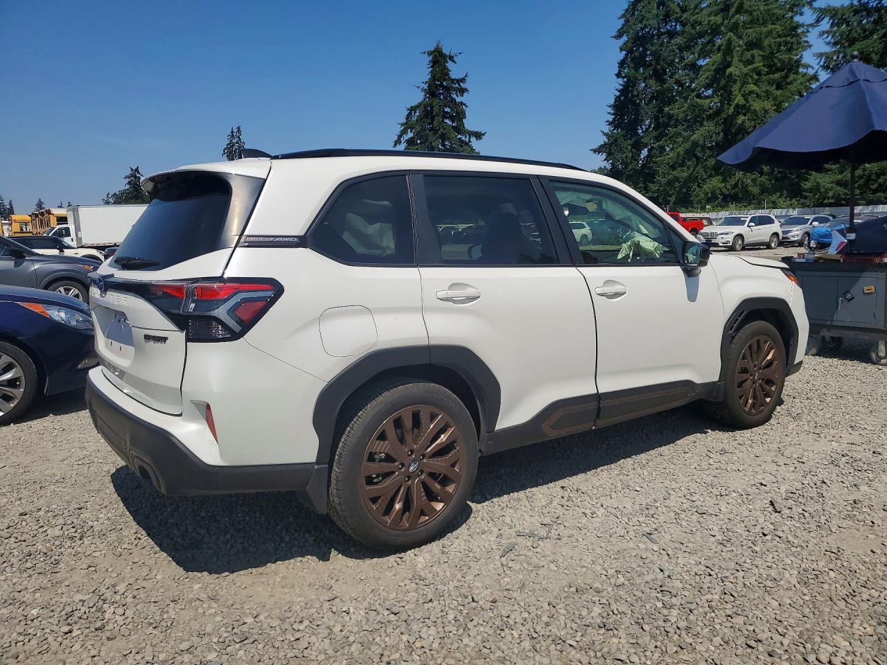 2025 SUBARU FORESTER SPORT — снимка 3