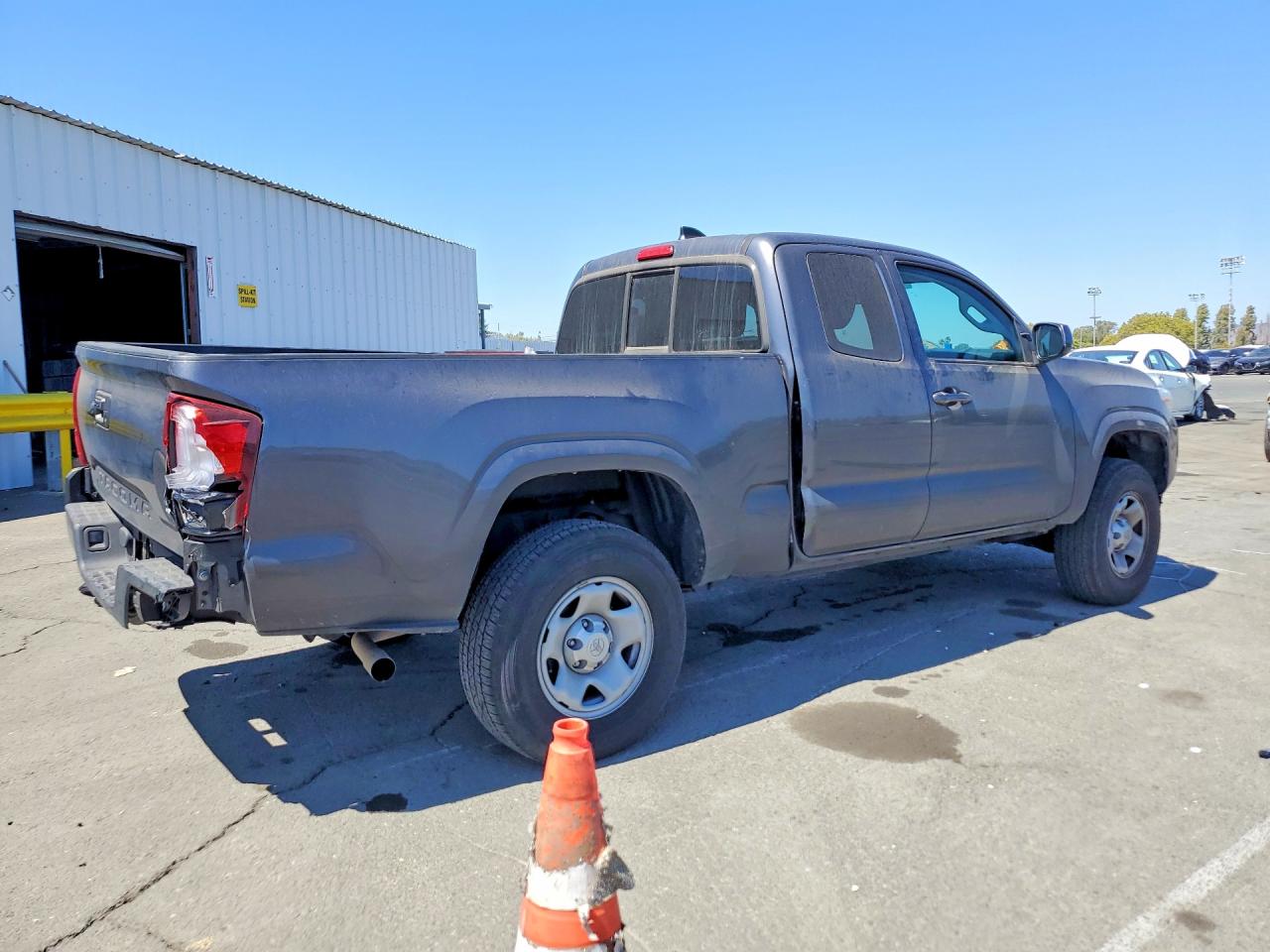 2023 TOYOTA TACOMA SR — снимка 3