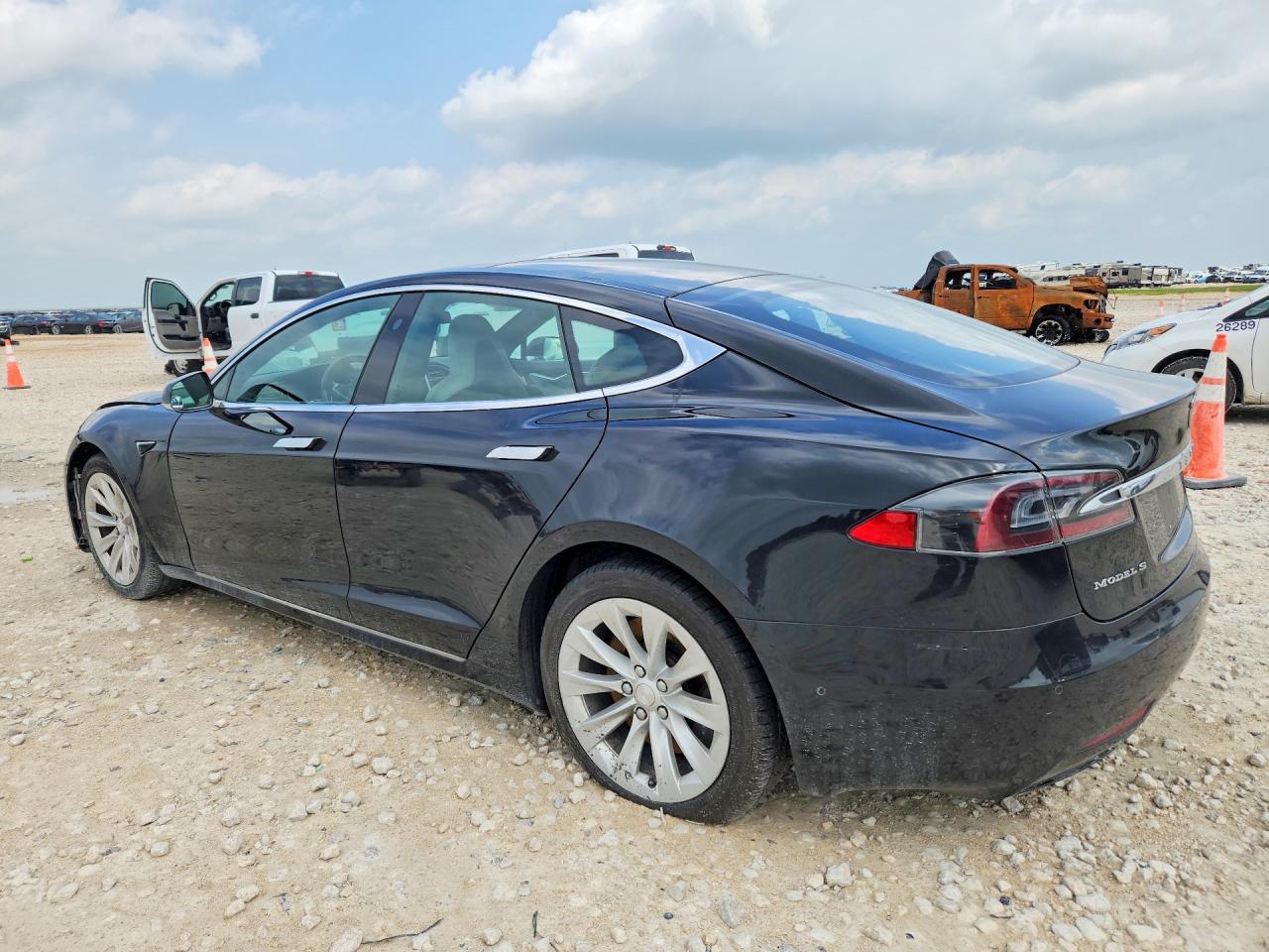2016 TESLA MODEL S — снимка 2