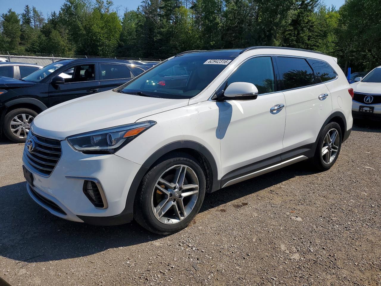 2017 HYUNDAI SANTA FE SE