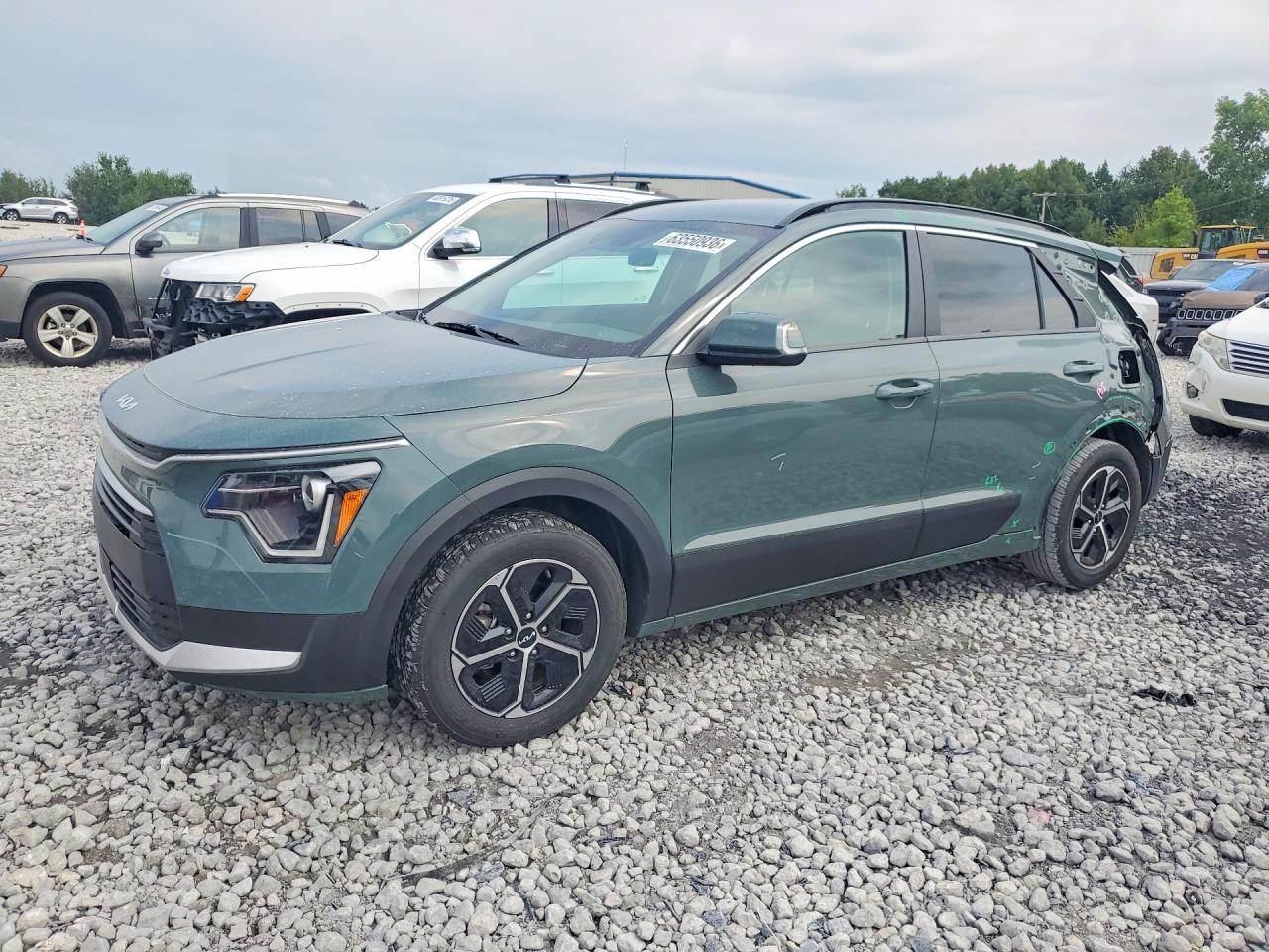 2024 KIA NIRO EX