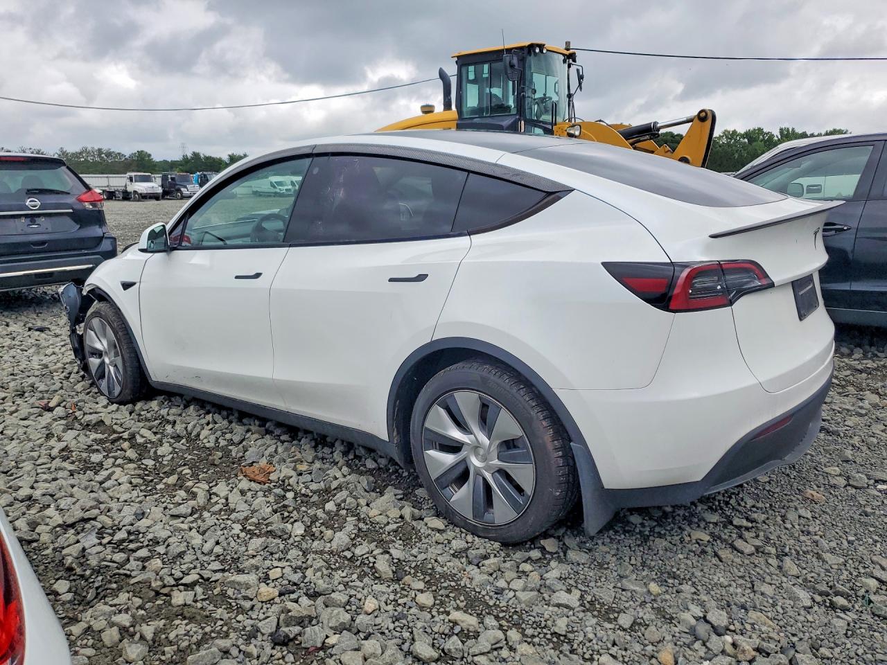 2023 TESLA MODEL Y — снимка 2