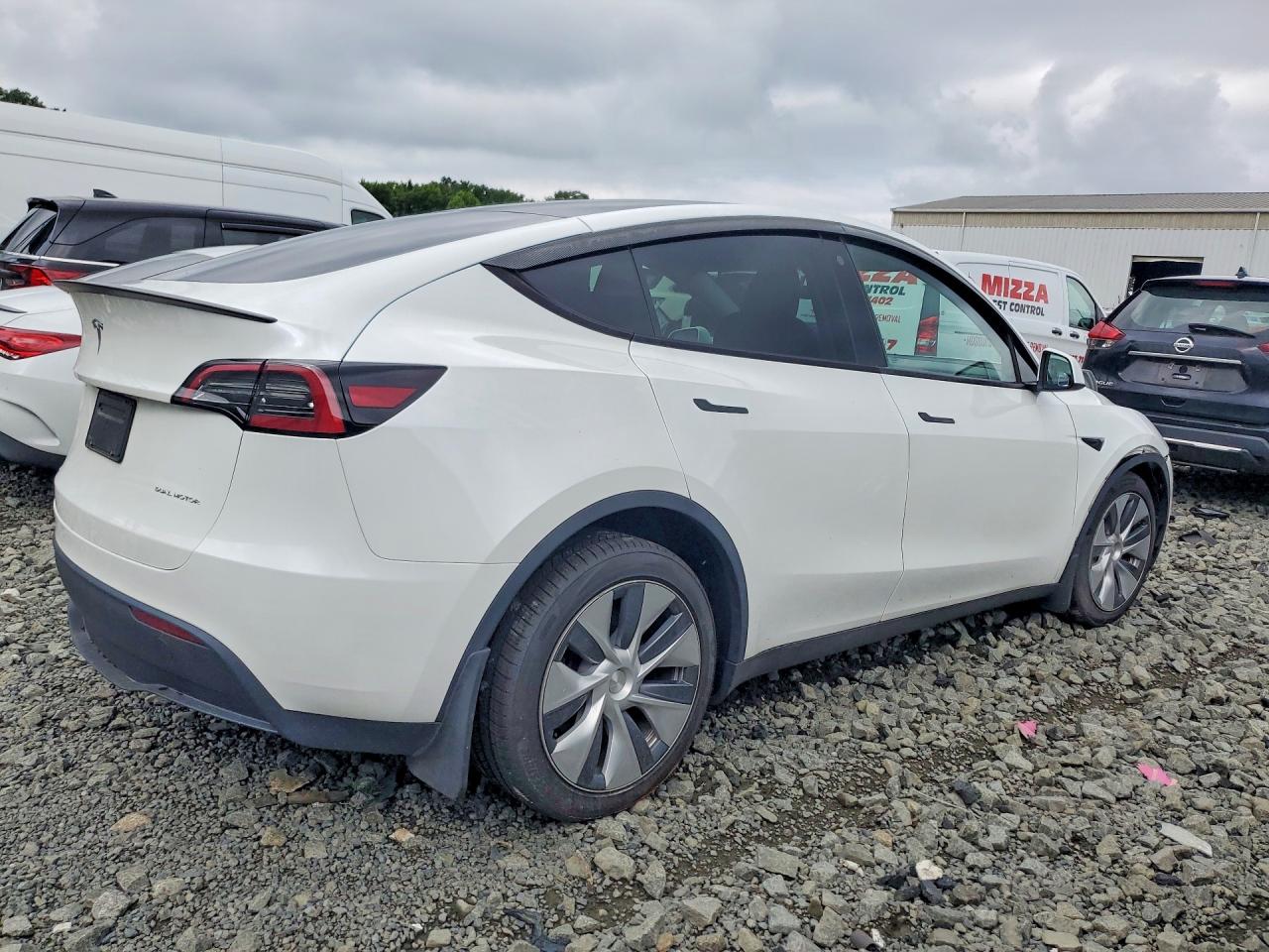 2023 TESLA MODEL Y — снимка 3