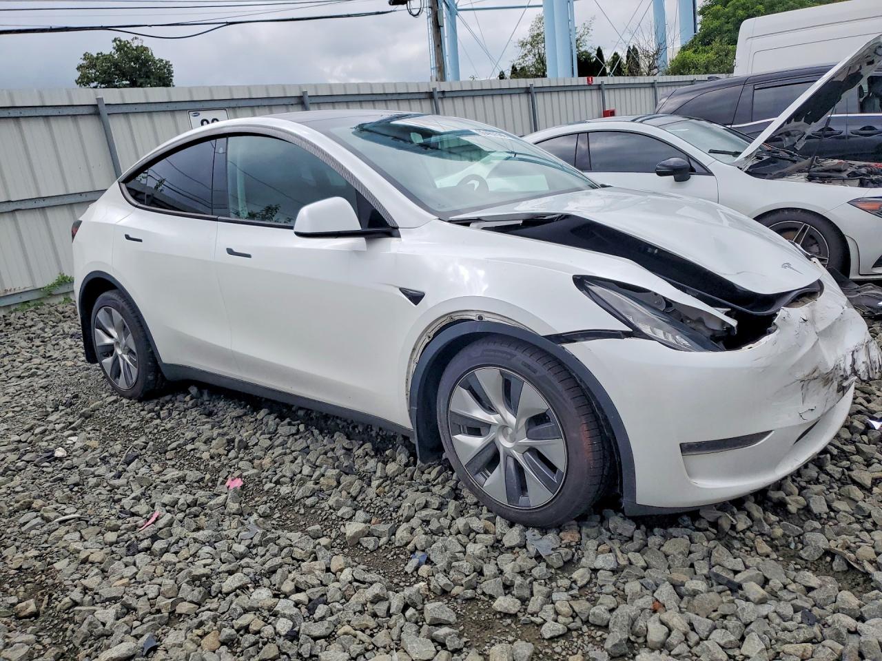 2023 TESLA MODEL Y — снимка 4