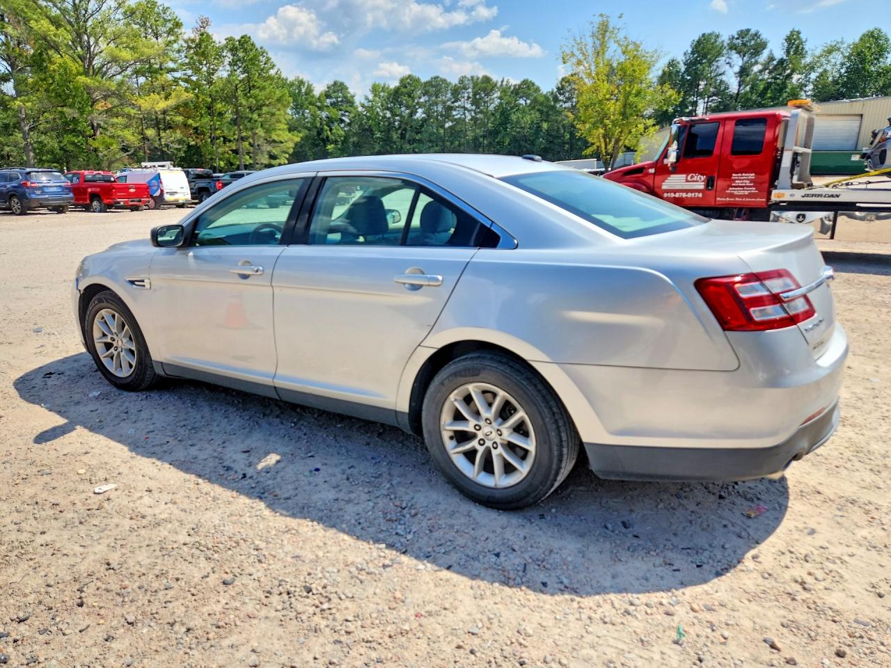 2015 FORD TAURUS SE — снимка 2