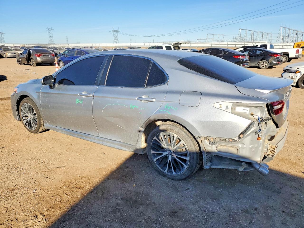 2018 TOYOTA CAMRY L — снимка 2