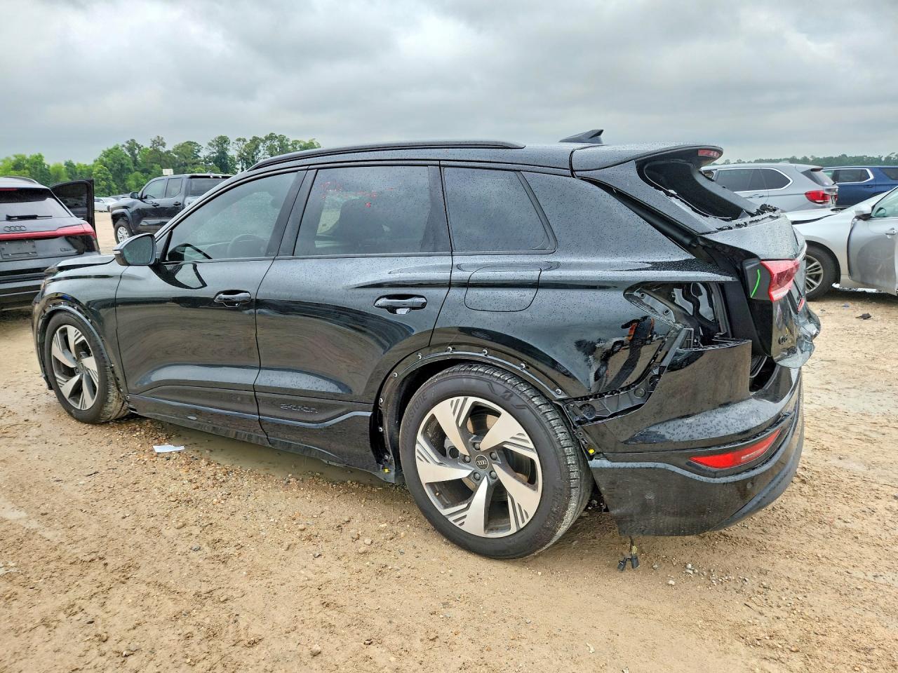 2025 AUDI Q6 E-TRON PRESTIGE — снимка 2