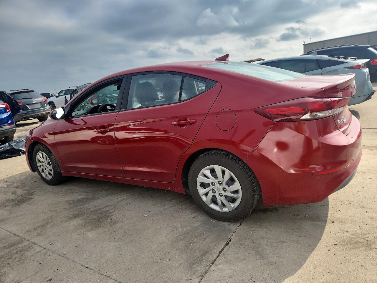2017 HYUNDAI ELANTRA SE — снимка 2