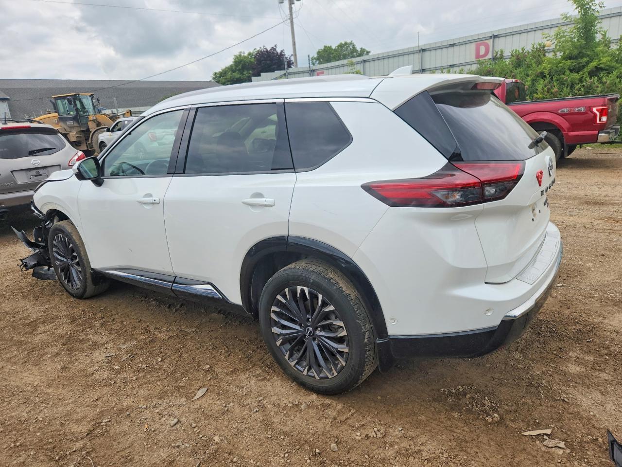 2025 NISSAN ROGUE PLATINUM — снимка 2