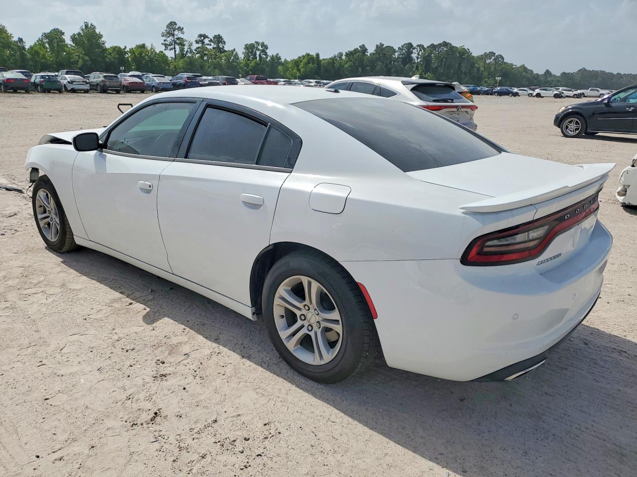 2017 DODGE CHARGER SE — снимка 2