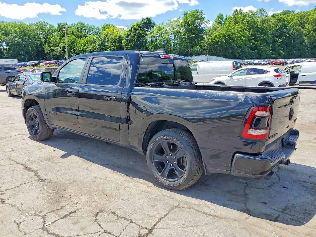 2024 RAM 1500 BIG HORN — снимка 2
