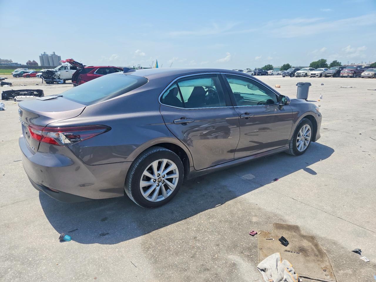 2023 TOYOTA CAMRY LE — снимка 3