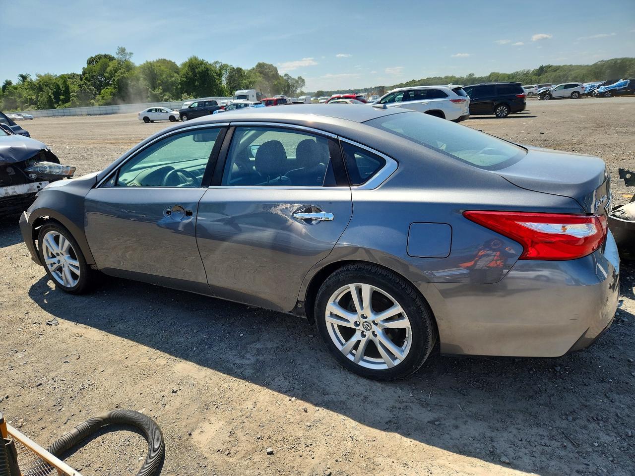 2017 NISSAN ALTIMA 3.5 SL — снимка 2