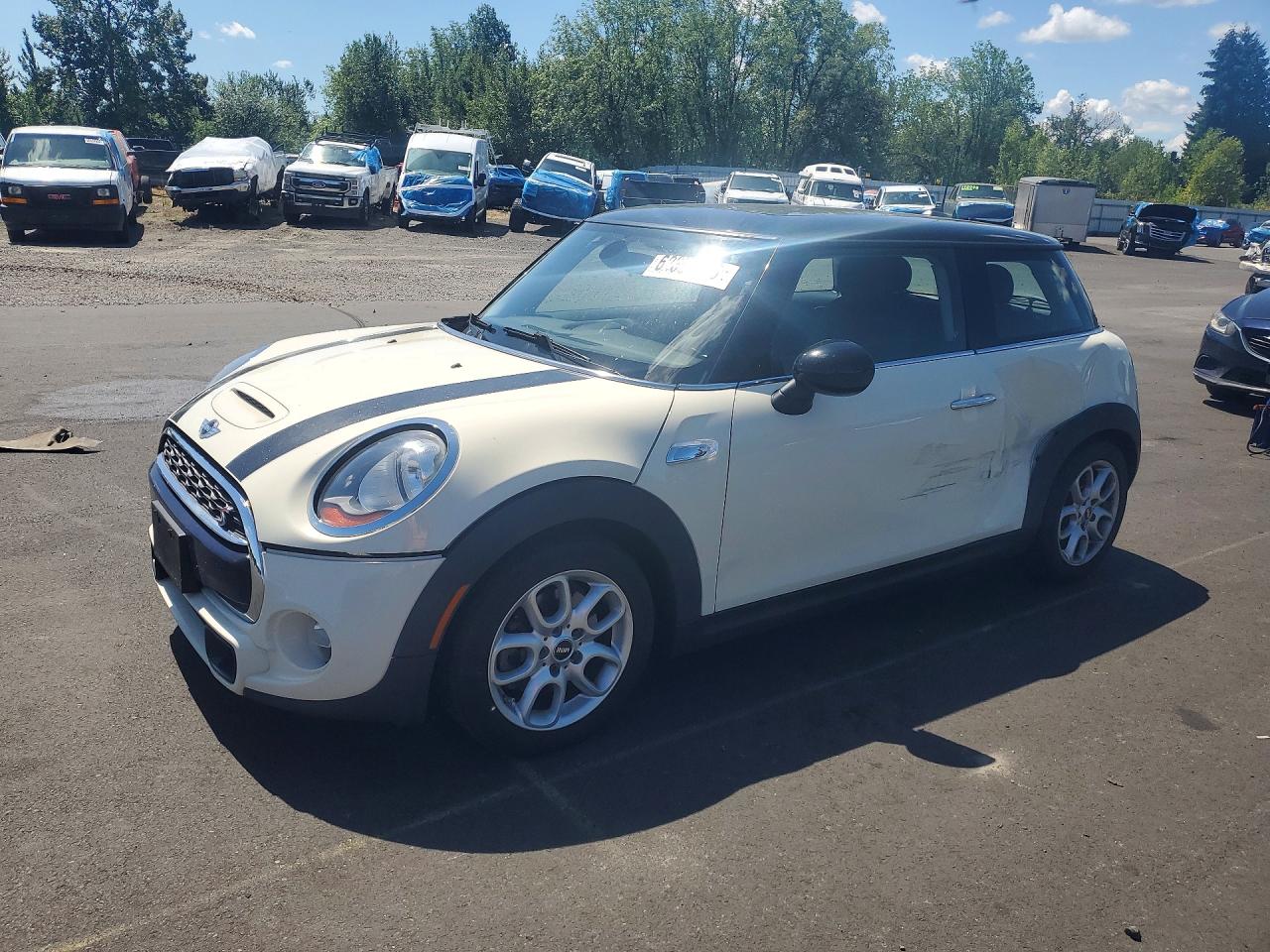 2015 MINI COOPER S