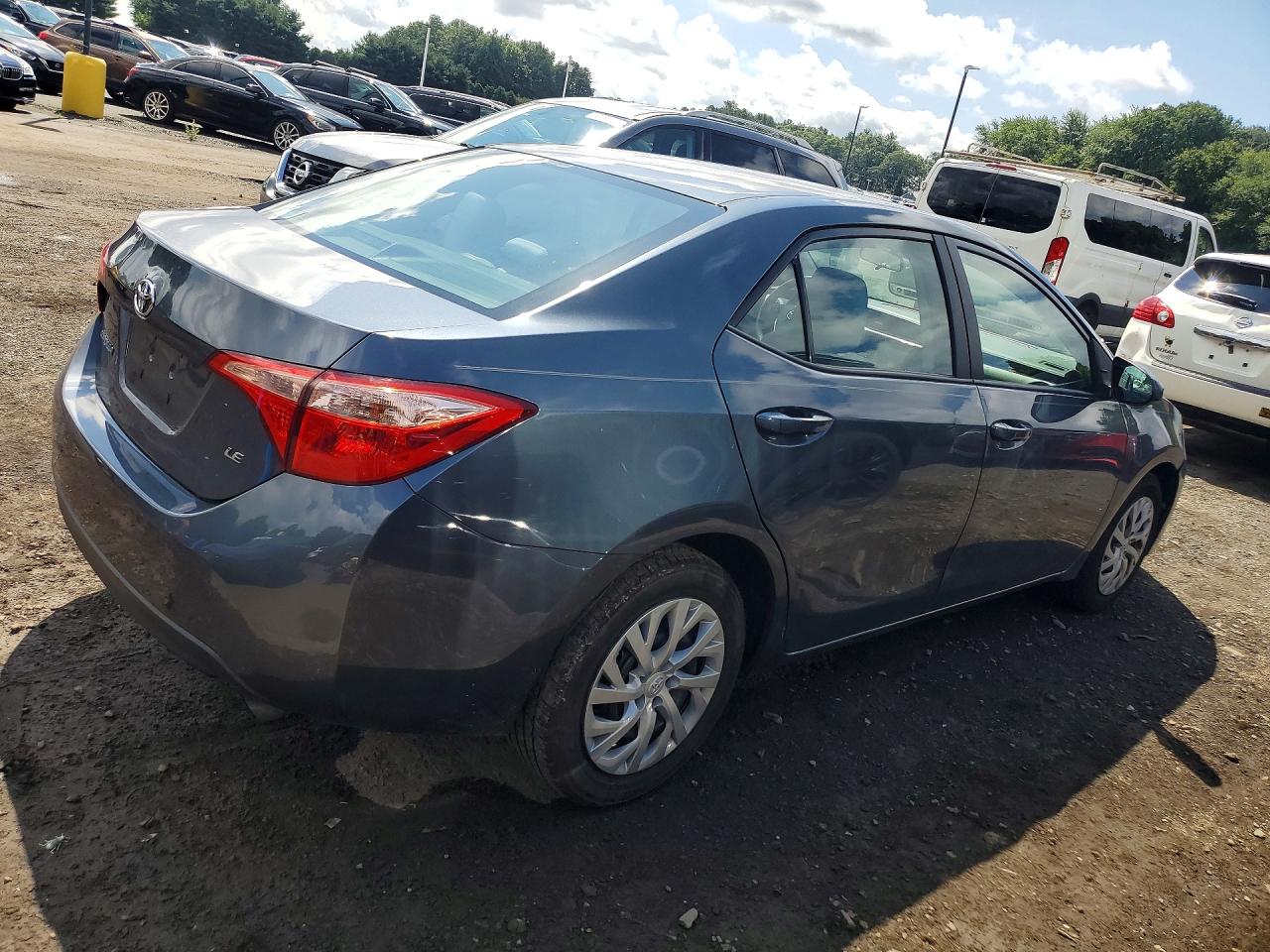 2017 TOYOTA COROLLA LE — снимка 3