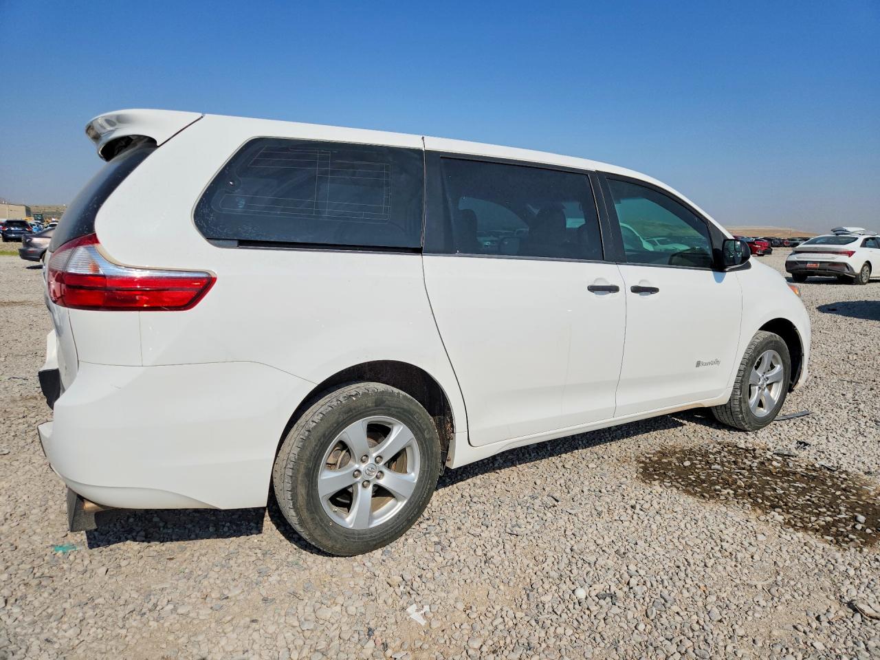 2017 TOYOTA SIENNA L 7-PASSENGER — снимка 3