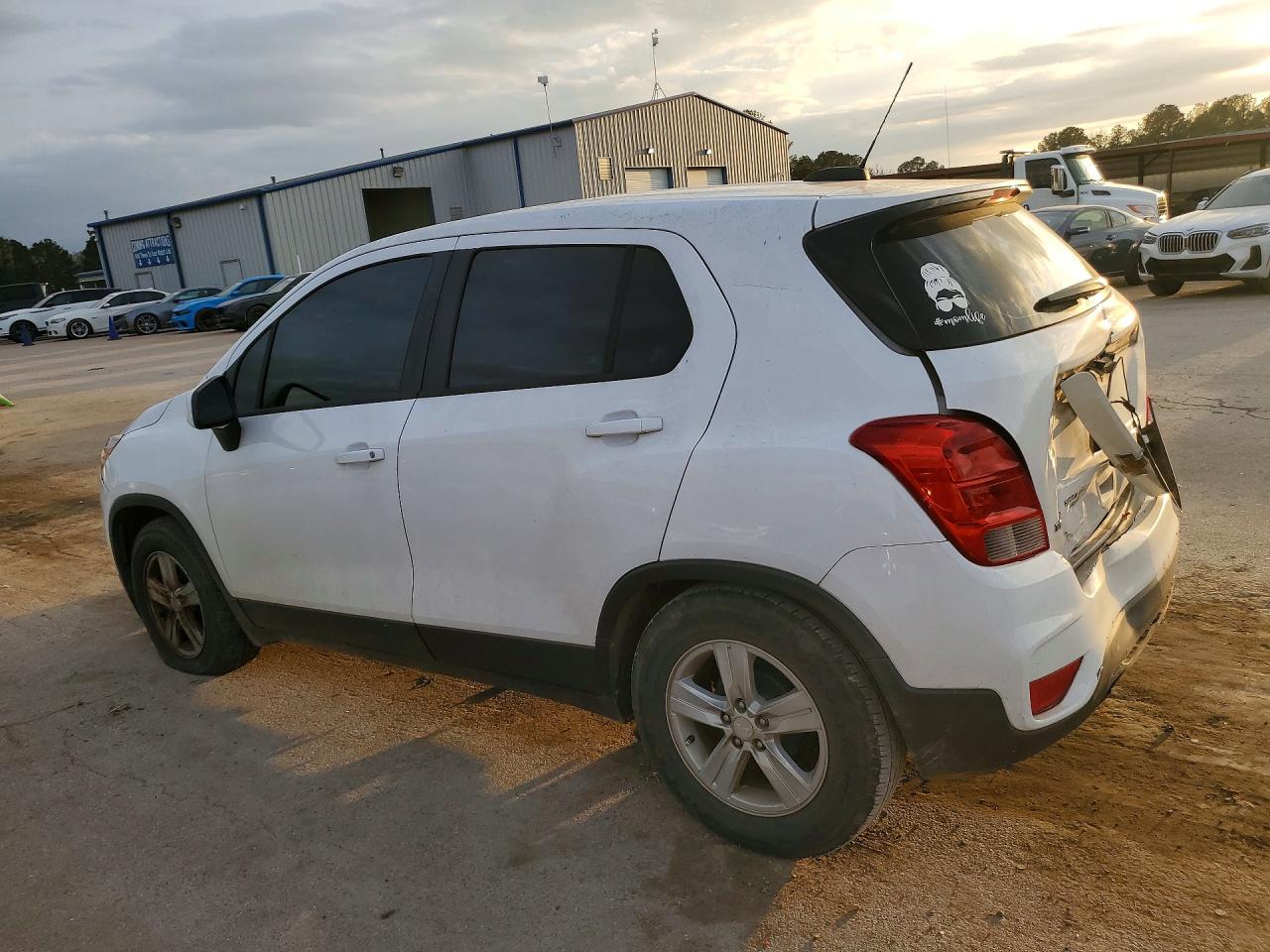 2019 CHEVROLET TRAX — снимка 2