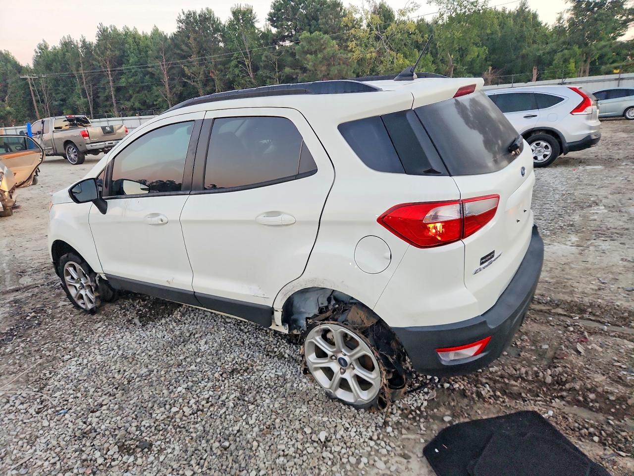 2022 FORD ECOSPORT SE — снимка 2