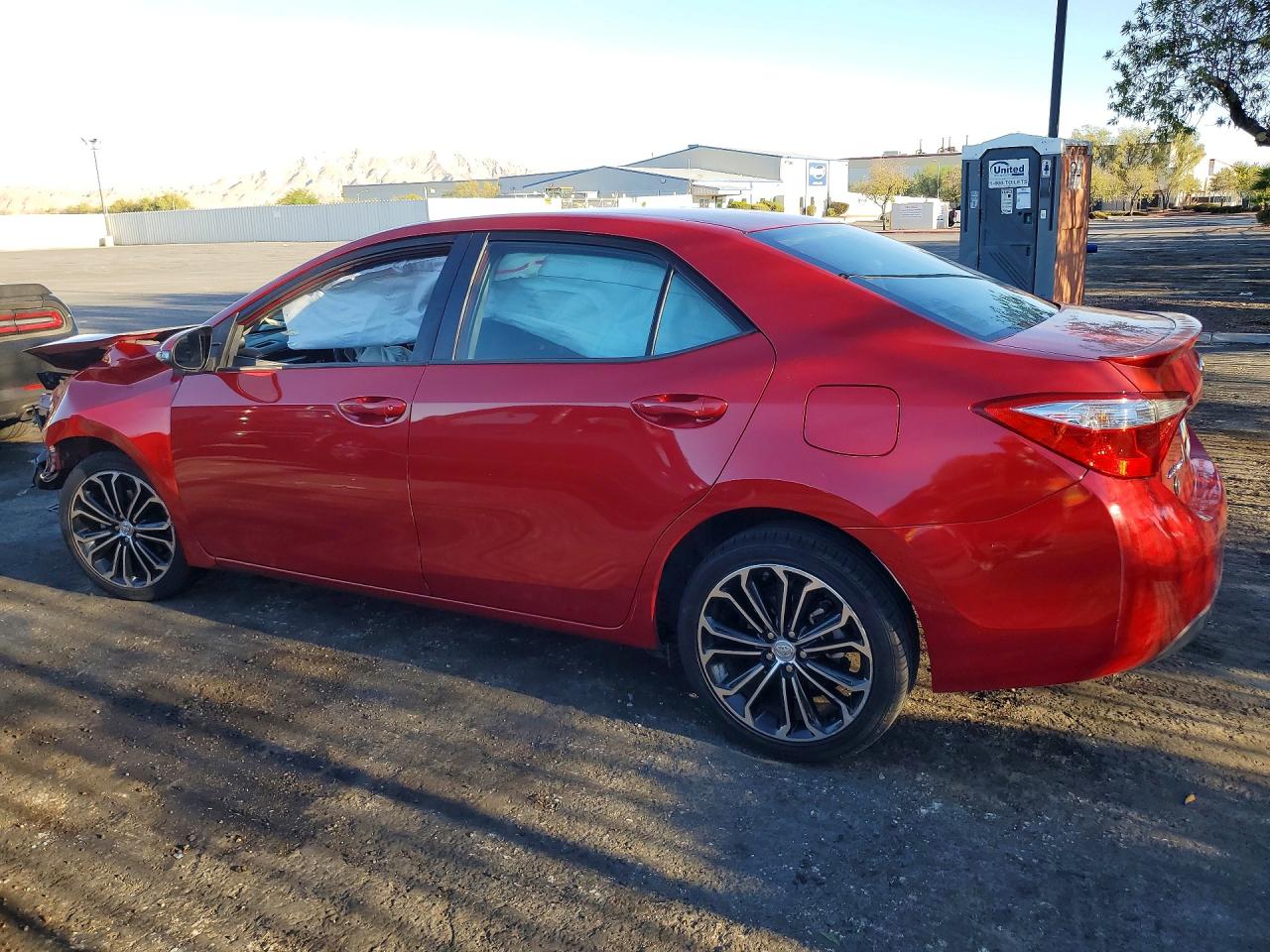 2015 TOYOTA COROLLA S PLUS — снимка 2