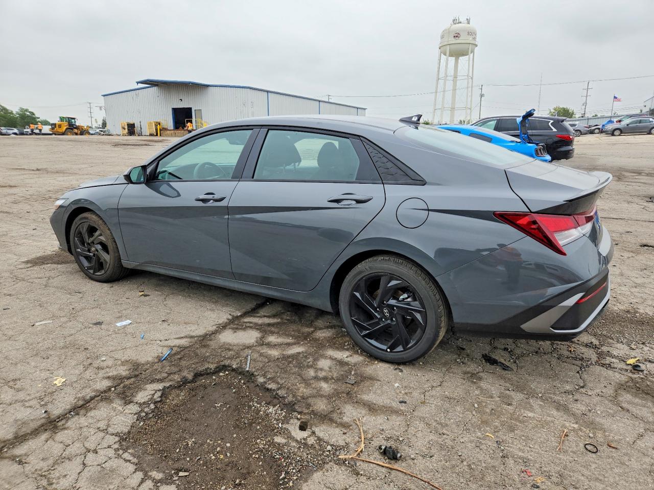 2026 HYUNDAI ELANTRA SEL SPORT — снимка 2