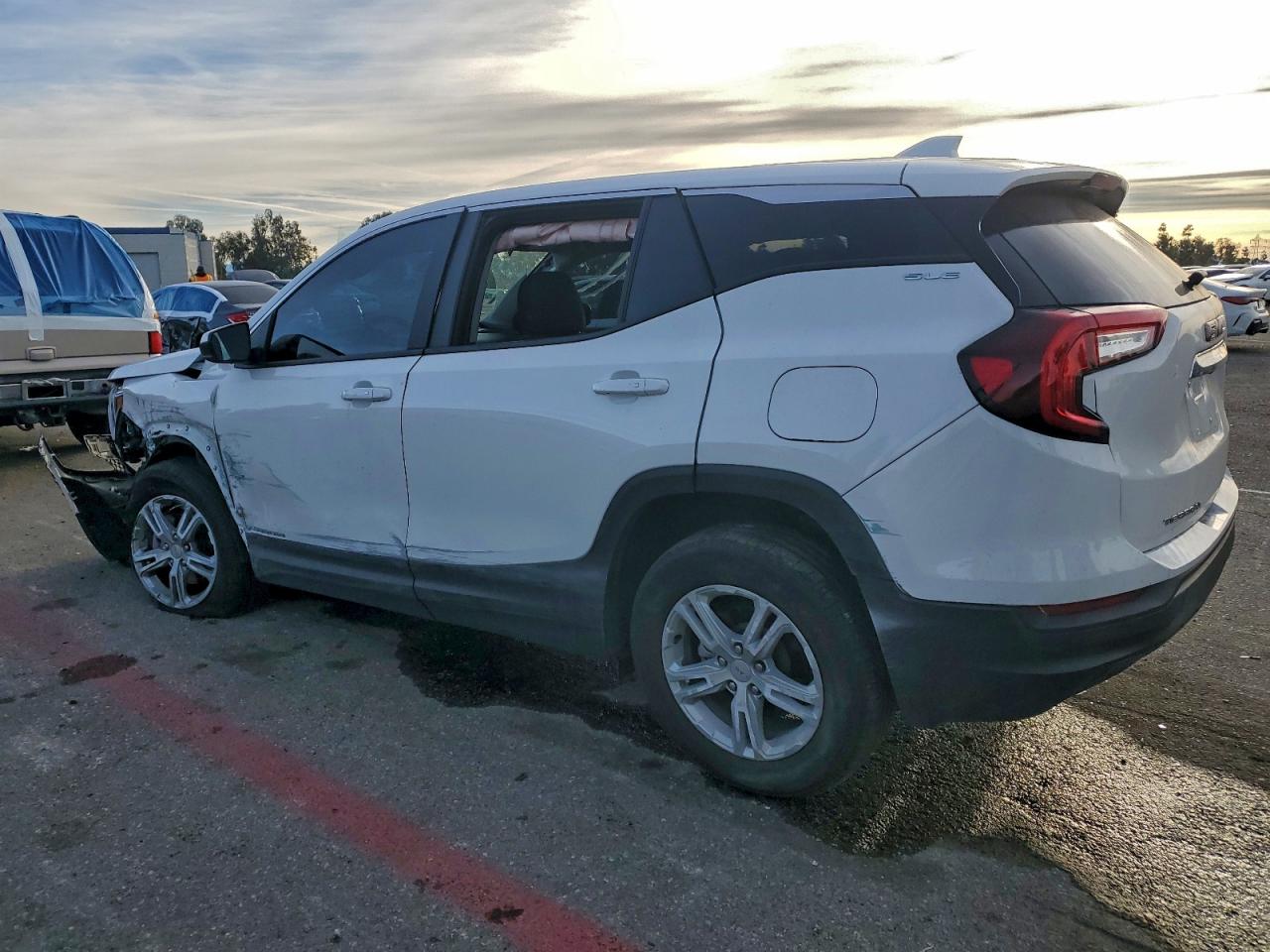 2024 GMC TERRAIN SLE — снимка 2