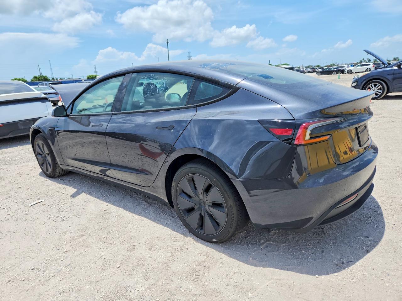 2025 TESLA MODEL 3 — снимка 2