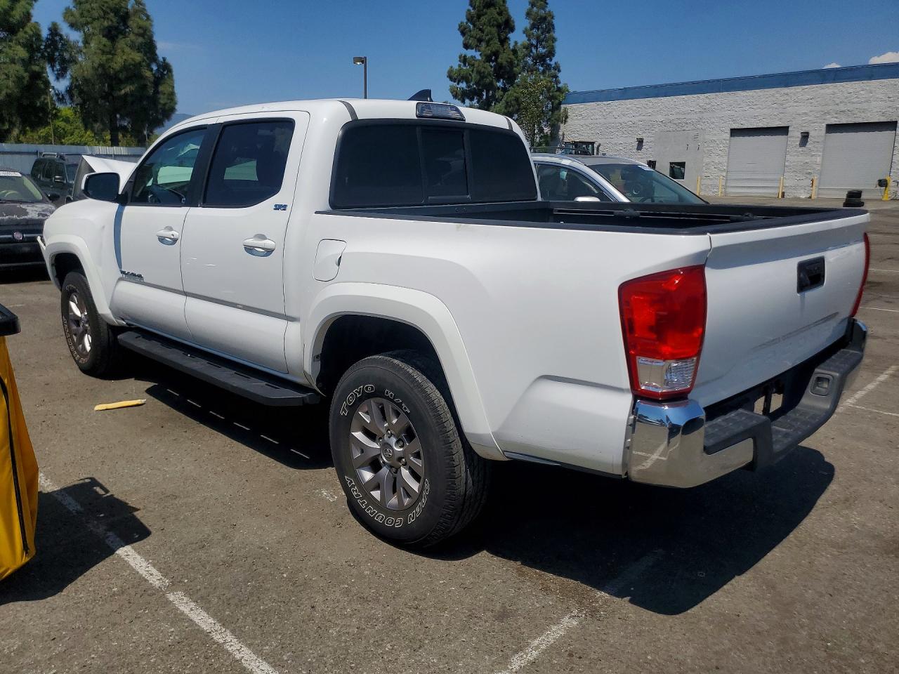 2016 TOYOTA TACOMA SR5 — снимка 2