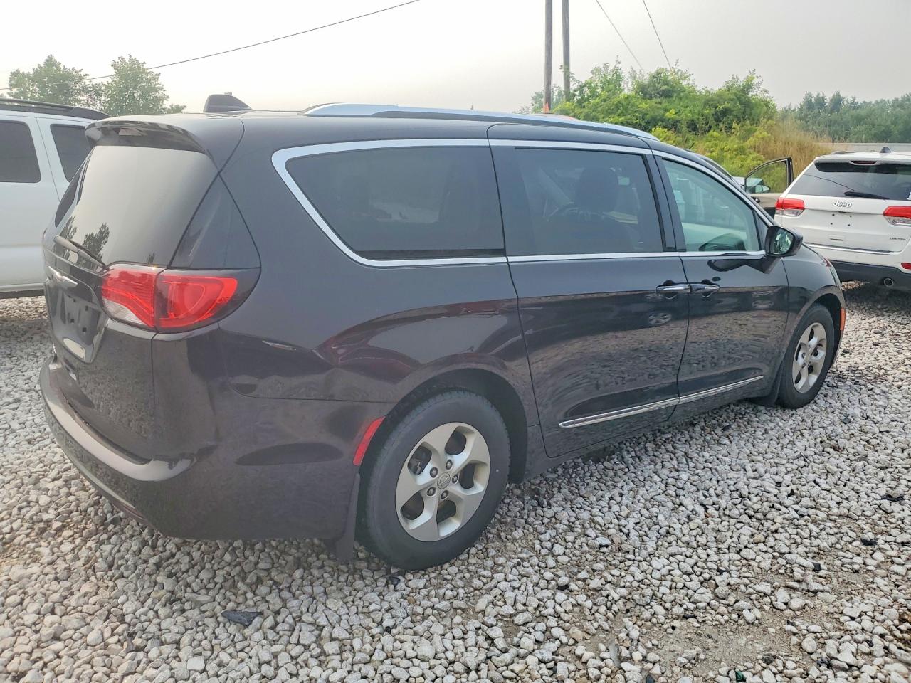 2017 CHRYSLER PACIFICA TOURING L PLUS — снимка 3