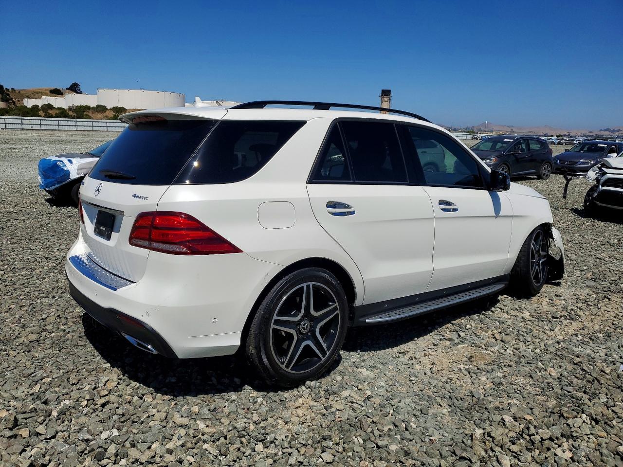 2017 MERCEDES-BENZ GLE 350 4MATIC — снимка 3