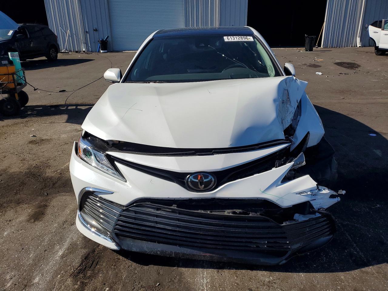 2023 TOYOTA CAMRY XLE — снимка 5