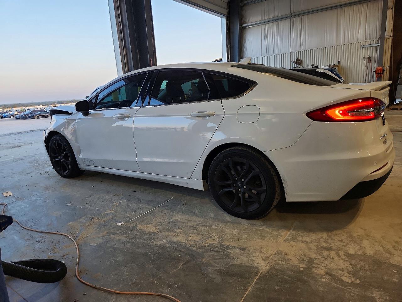 2019 FORD FUSION SE — снимка 2
