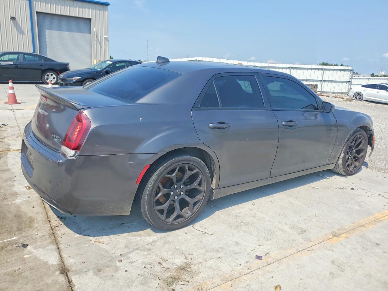 2018 CHRYSLER 300 S — снимка 3