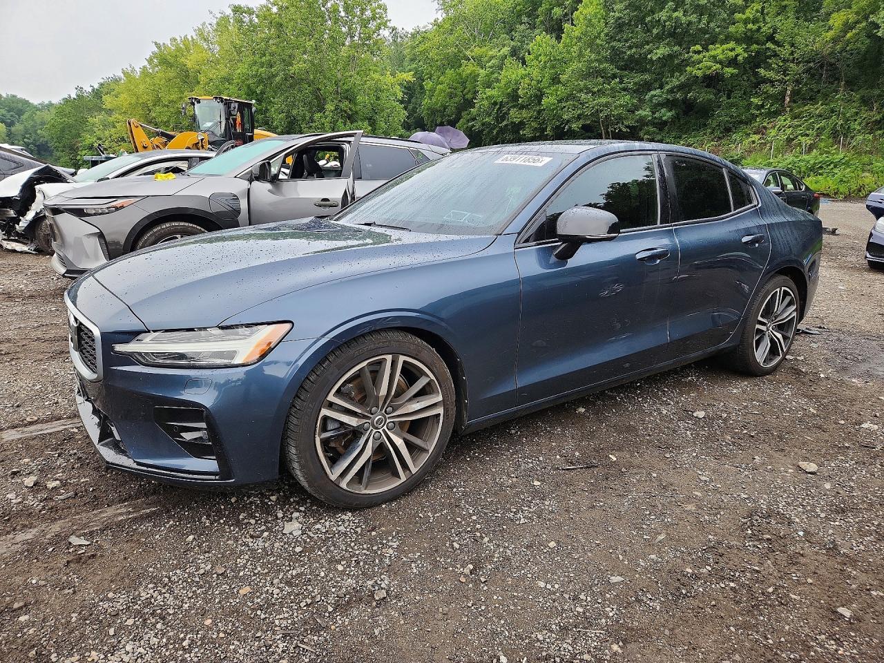 2019 VOLVO S60 T6 R-DESIGN