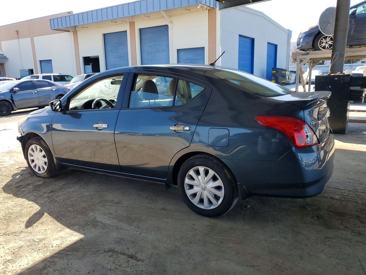 2015 NISSAN VERSA 1.6 S — снимка 2