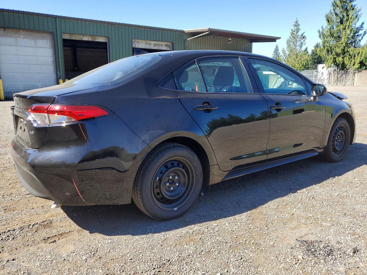 2026 TOYOTA COROLLA LE — снимка 3