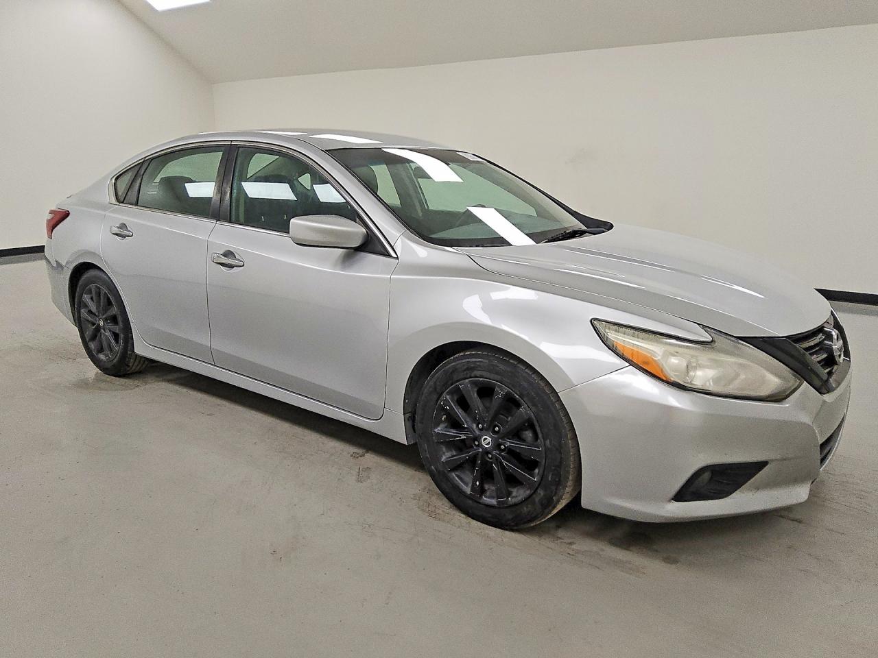 2018 NISSAN ALTIMA 2.5 SV — снимка 4