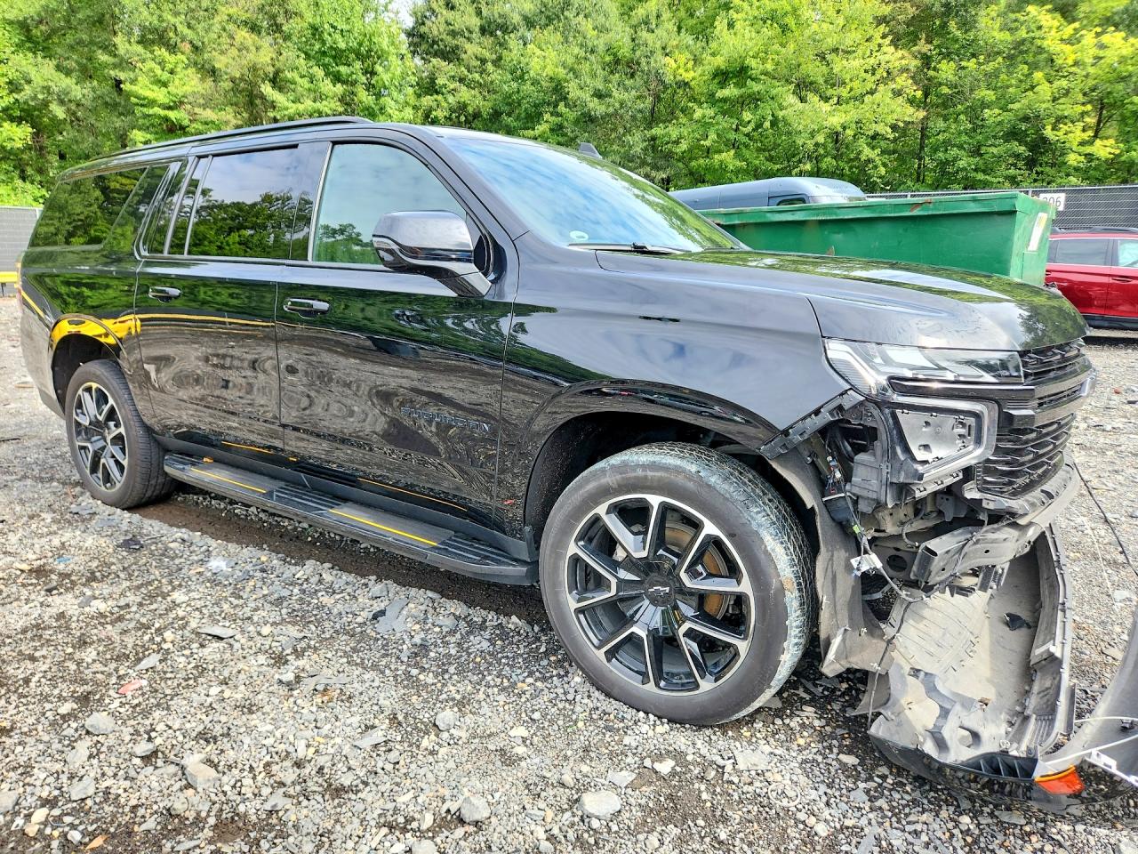 2024 CHEVROLET SUBURBAN K1500 RST — снимка 4