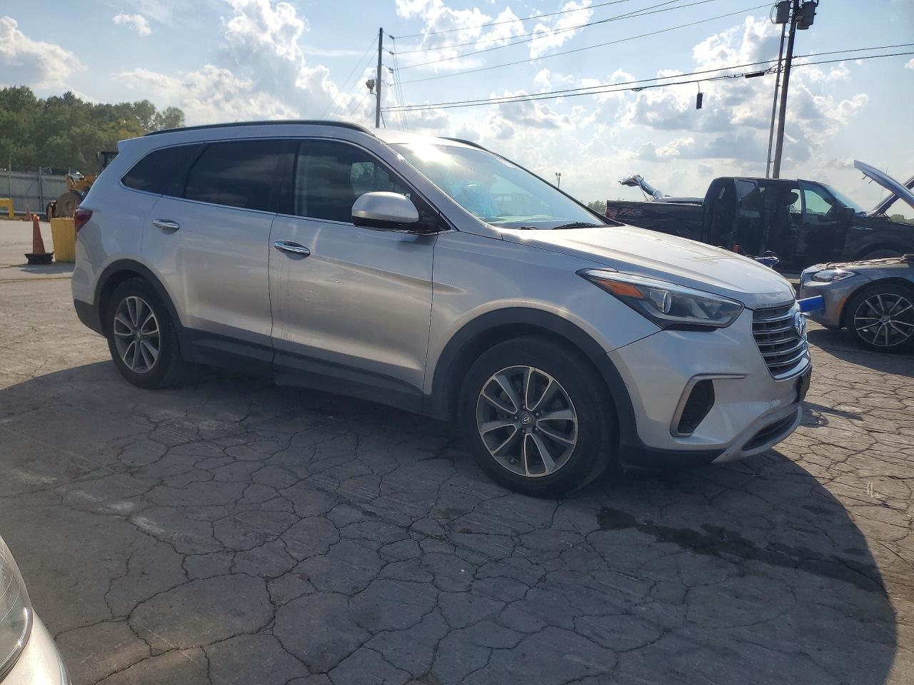 2017 HYUNDAI SANTA FE SE — снимка 4