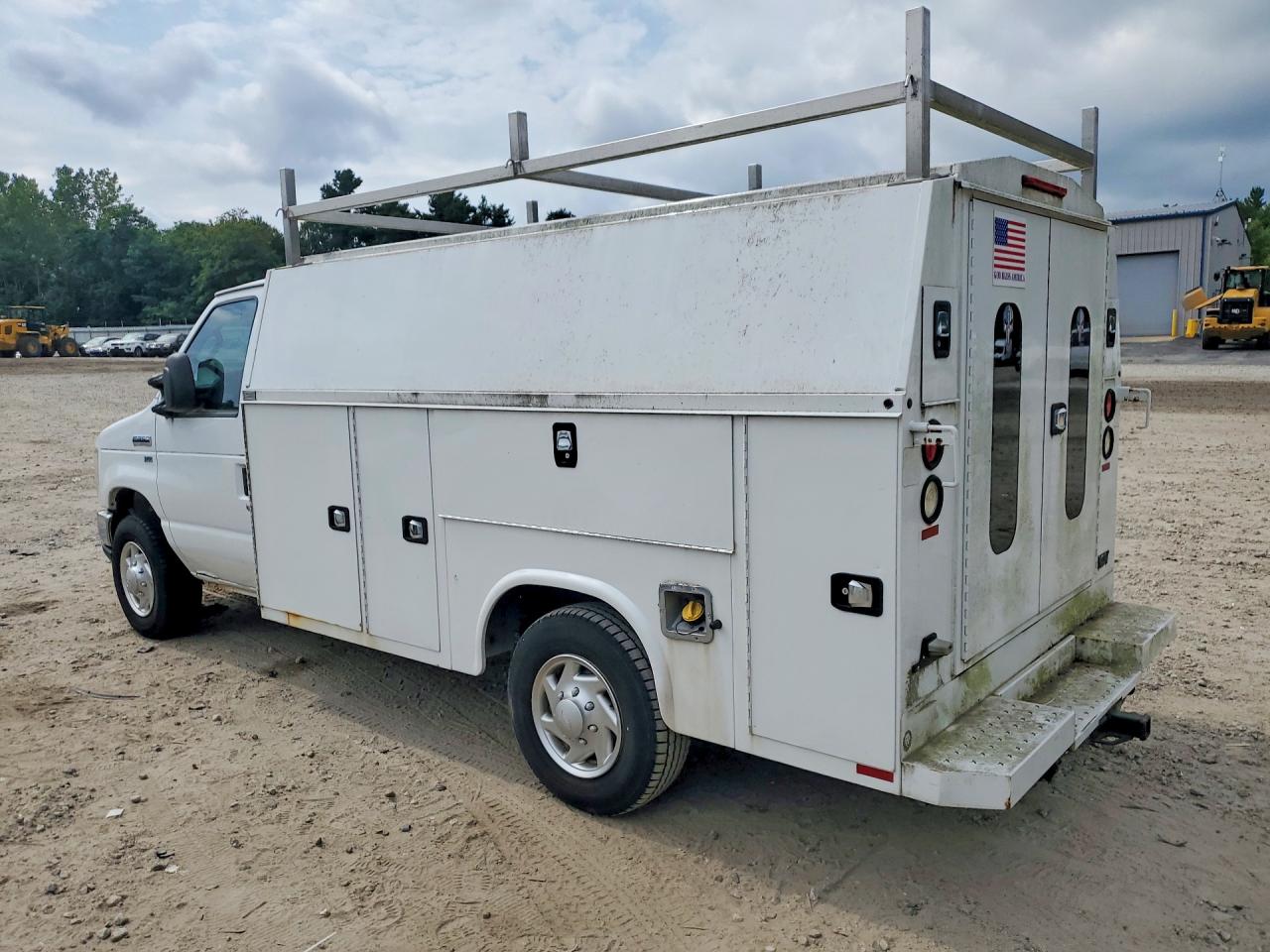 2016 FORD ECONOLINE E350 SUPER DUTY CUTAWAY VAN — снимка 2