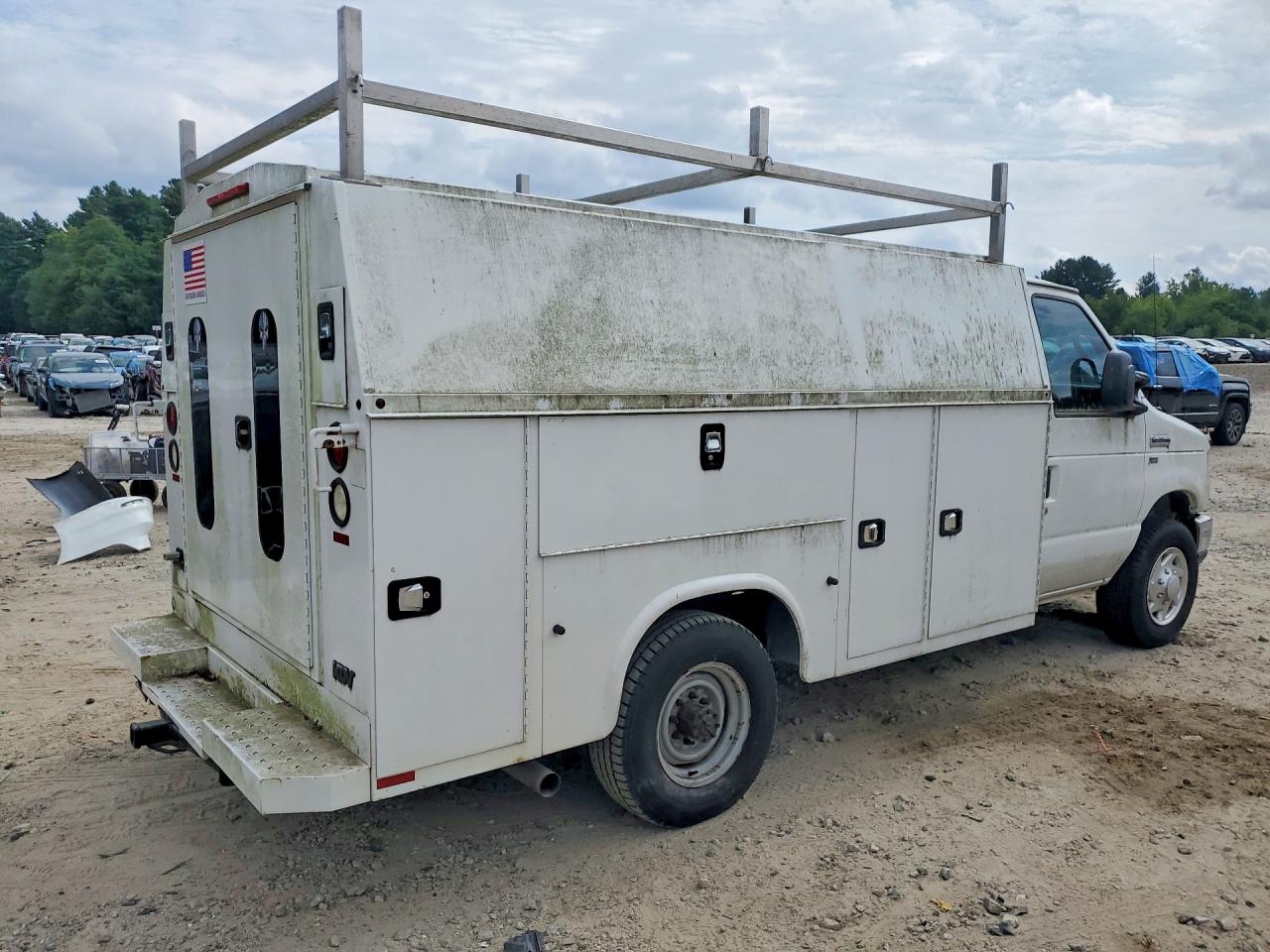 2016 FORD ECONOLINE E350 SUPER DUTY CUTAWAY VAN — снимка 3