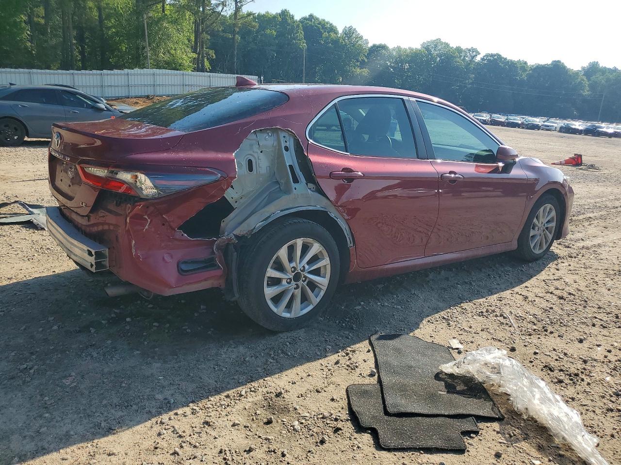 2021 TOYOTA CAMRY LE — снимка 3