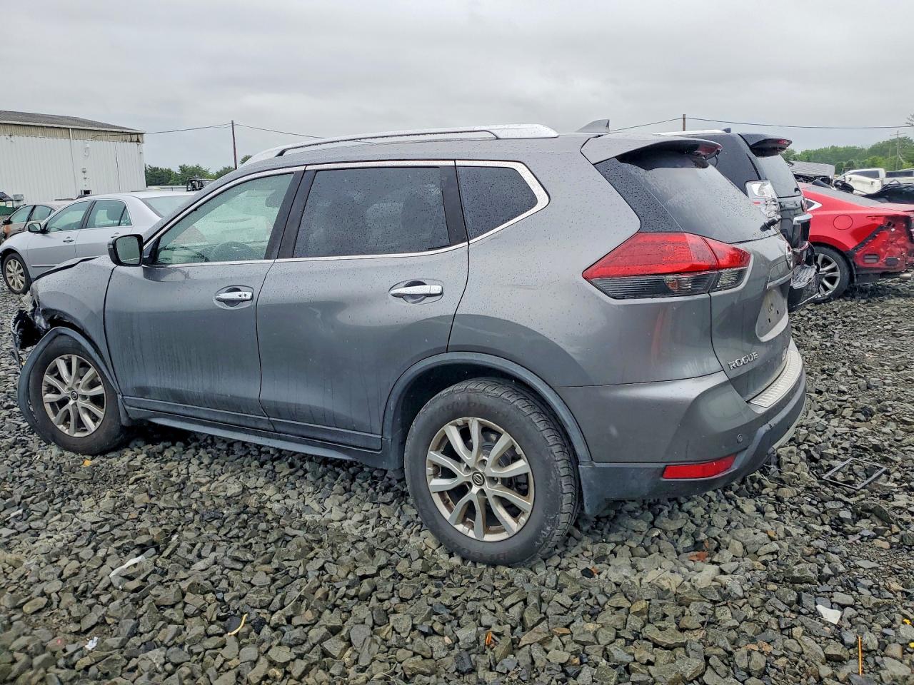 2019 NISSAN ROGUE SV — снимка 2