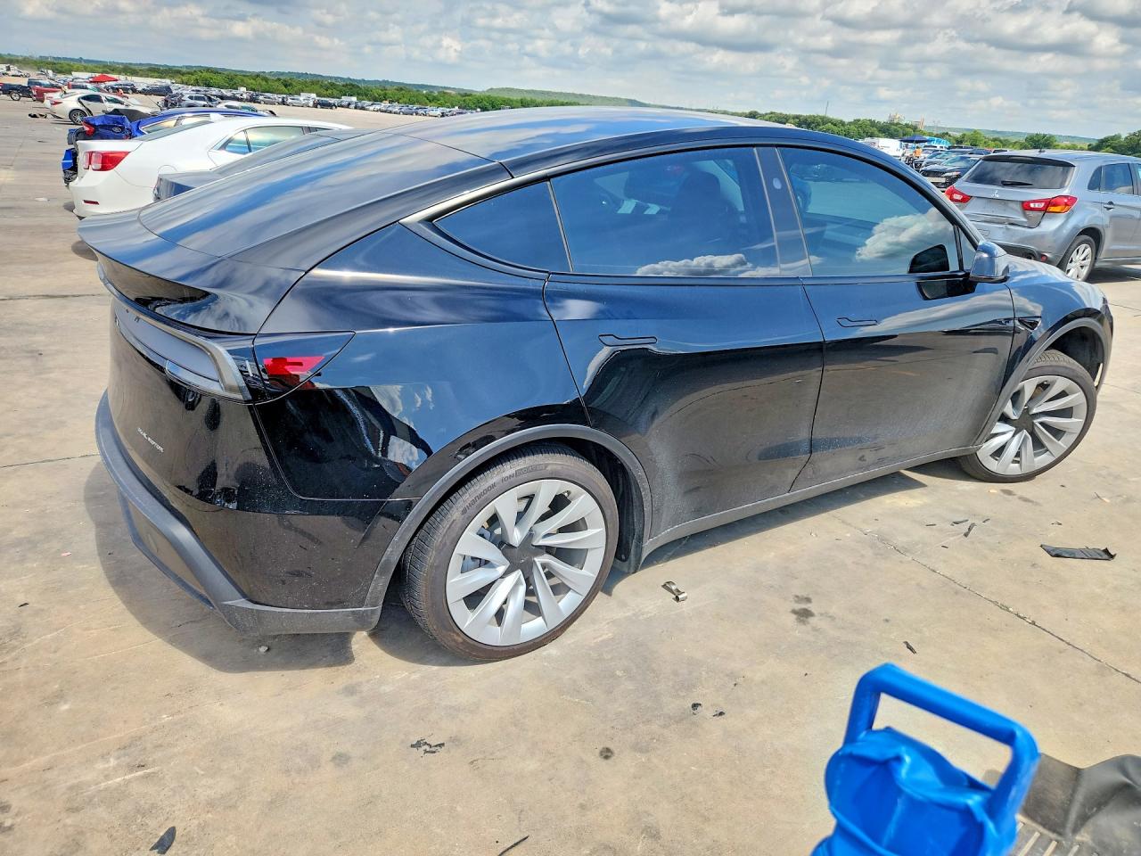 2026 TESLA MODEL Y — снимка 3
