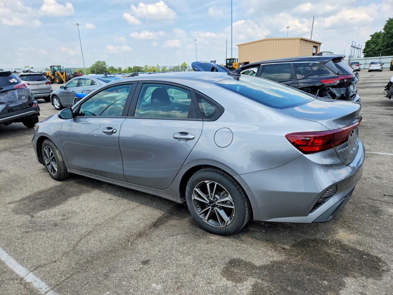 2024 KIA FORTE LXS — снимка 2