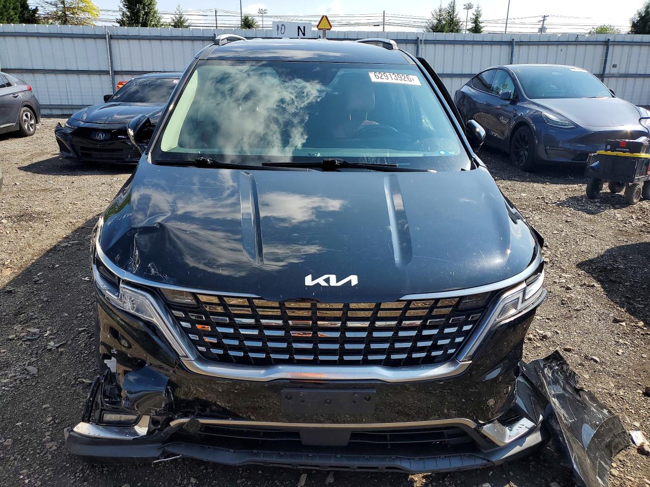 2024 KIA CARNIVAL SX — снимка 5