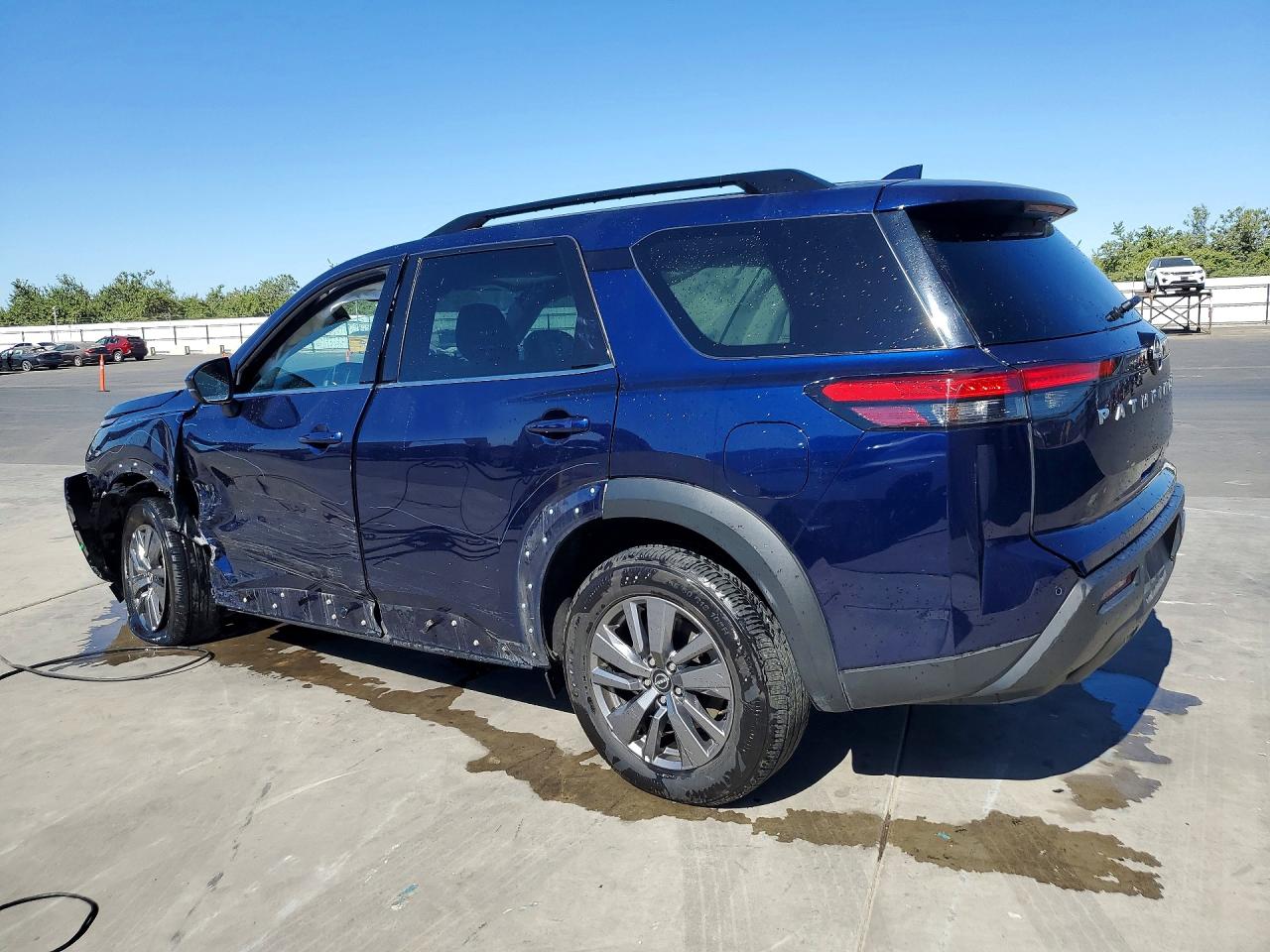2025 NISSAN PATHFINDER SV — снимка 2