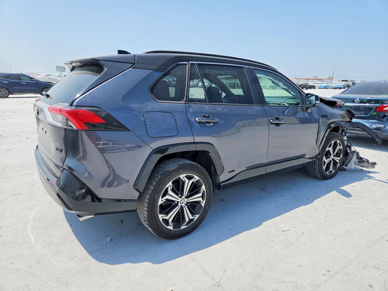 2021 TOYOTA RAV4 PRIME XSE — снимка 3