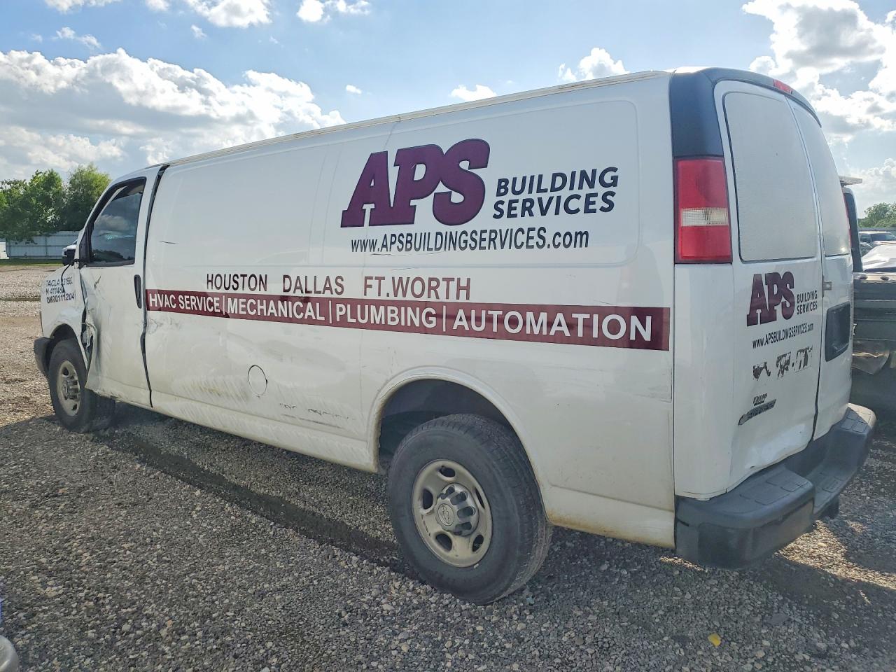 2018 CHEVROLET EXPRESS 3500 — снимка 2